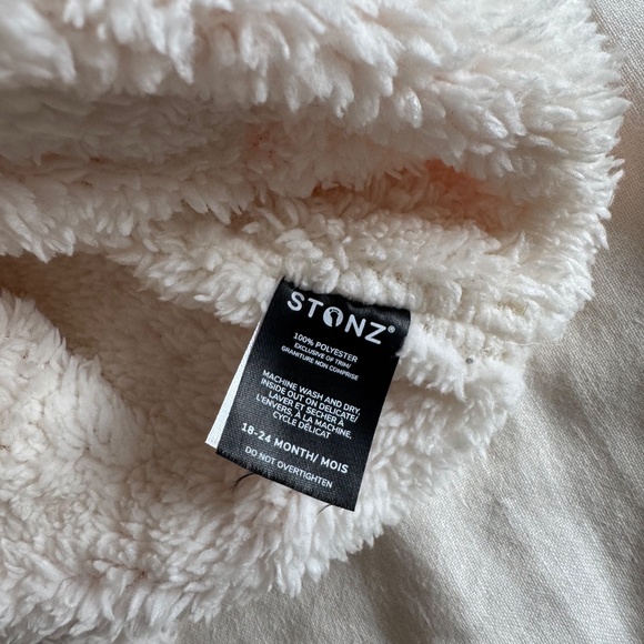 STONZ Bundle 18-24M - 2-in-1 Snow Suit, Puffer Booties, and Fleece Hat for Baby - Picture 10 of 10